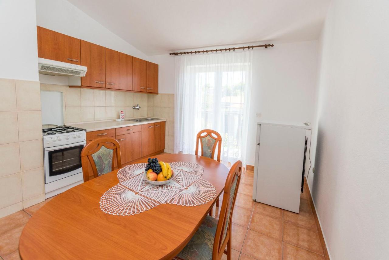 Apartments Matejka Primošten Esterno foto
