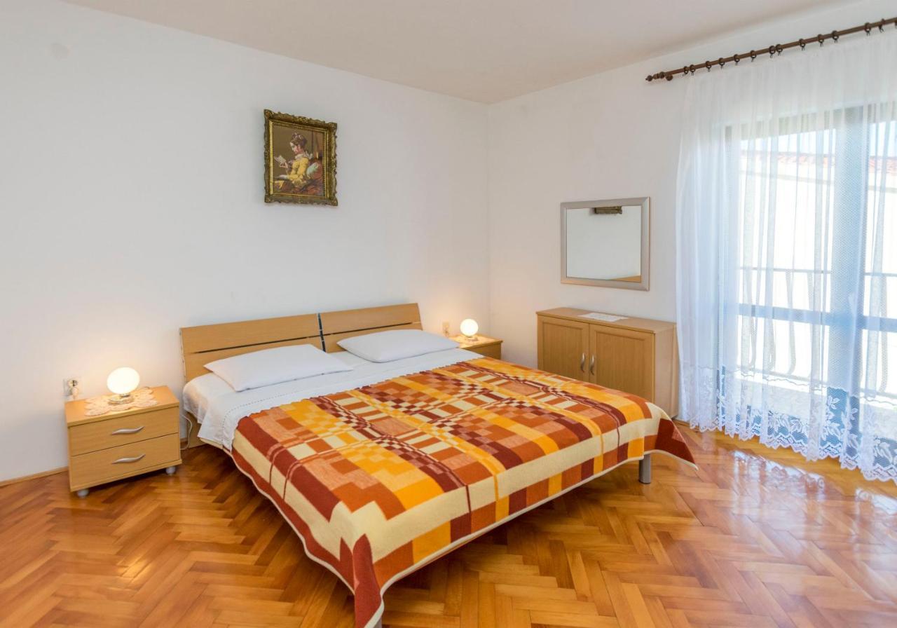Apartments Matejka Primošten Esterno foto