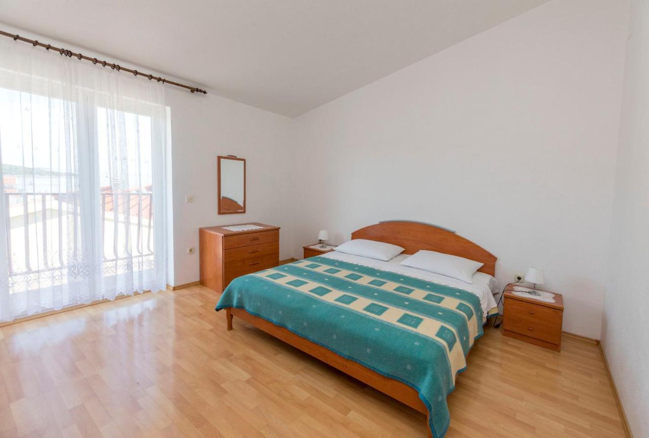 Apartments Matejka Primošten Esterno foto
